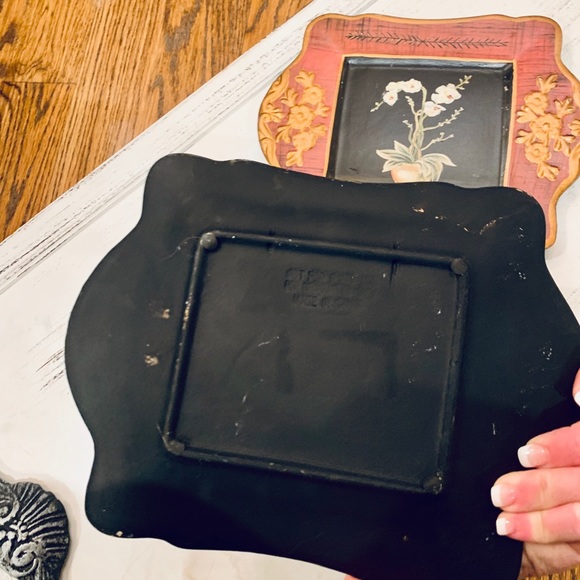 Gorgeous Decorative Plates - Picture 6 of 7